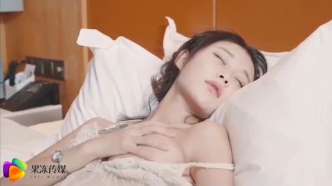 Sung sướng toàn vẹn chịch em người yêu dâm dục thích liếm lồn Chen Xiaoyun